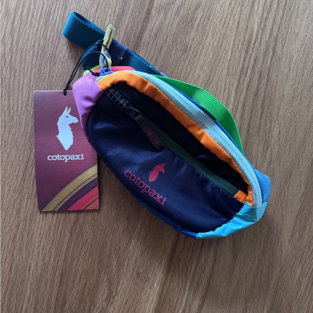 New Cotopaxi hip pack NWT